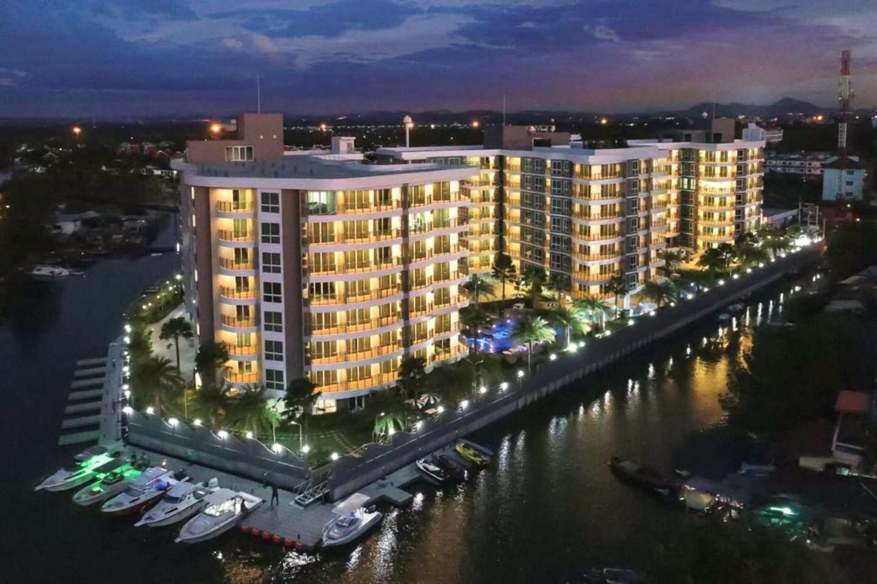Whale Marina Condominium Praia de Jomtien Exterior foto